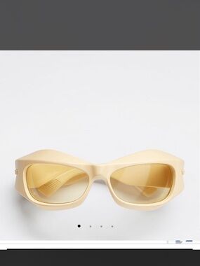 Bottega Veneta Cream Cat-Eye Sunglasses with Yellow-Tinted Lenses